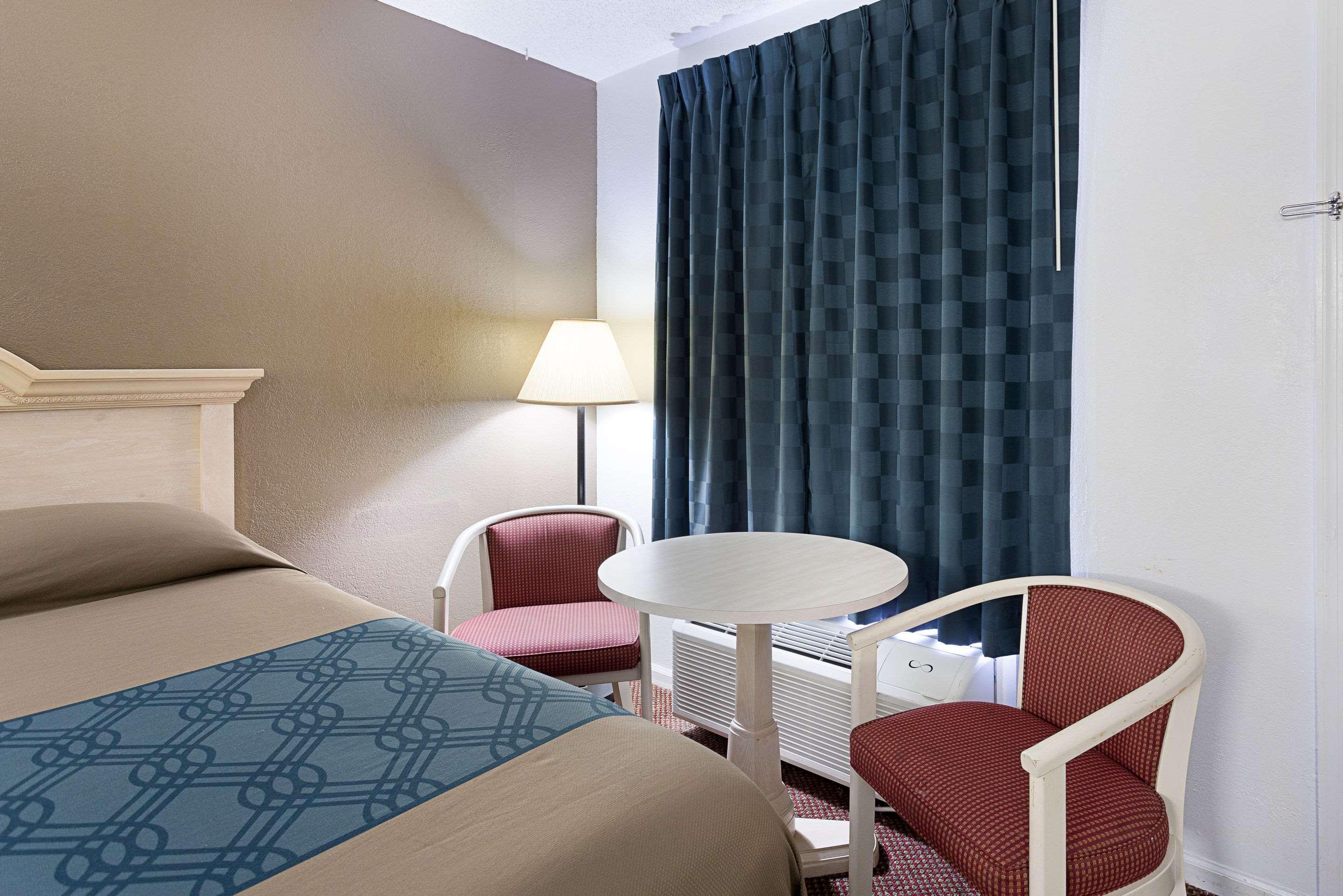 Inn Rodeway I-75 Lake City