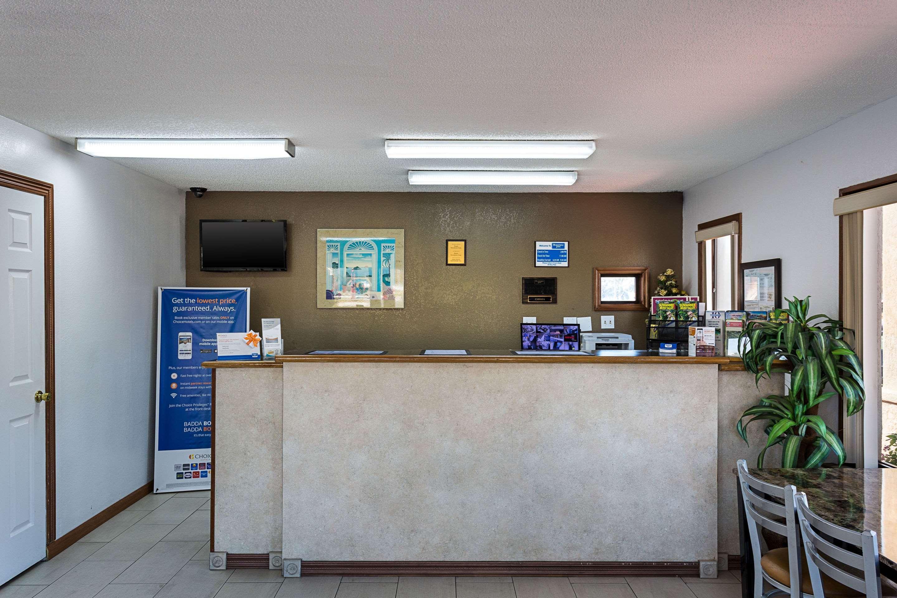 Inn Rodeway I-75 2*